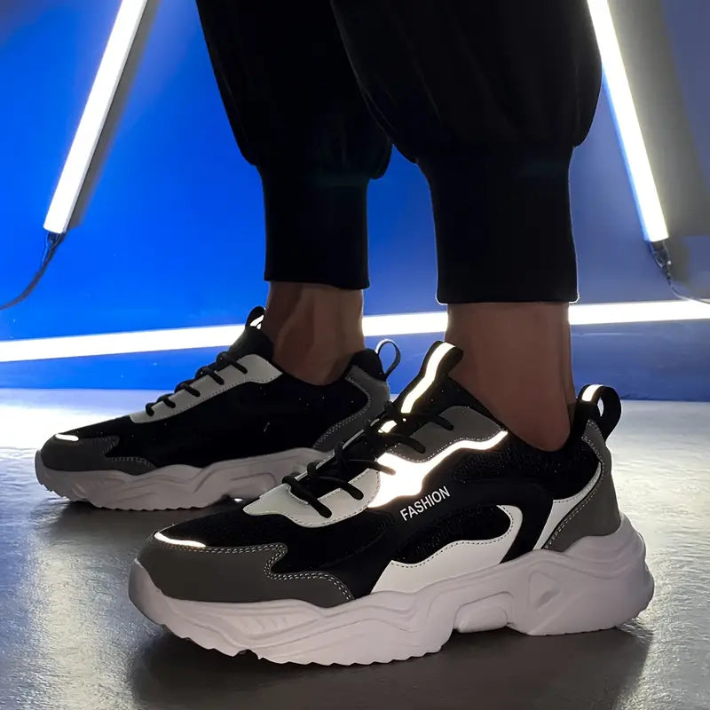 Sneakers - Waterdichte en geïsoleerde winter sneakers, zwart/wit, comfortabel